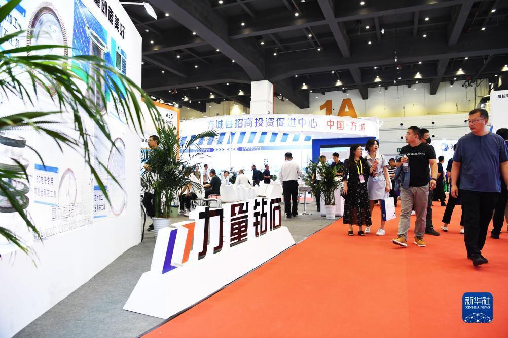 188皇冠官网